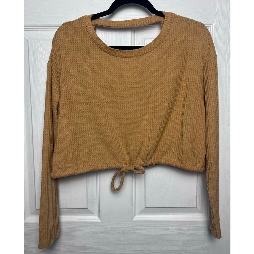 Aero Seriously Soft Woman's Crop Top Yellow Long Sleeve Round Neck Size Medium